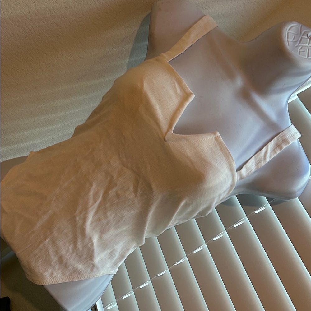 New w/tags Cream Sleeveless bodysuit XS